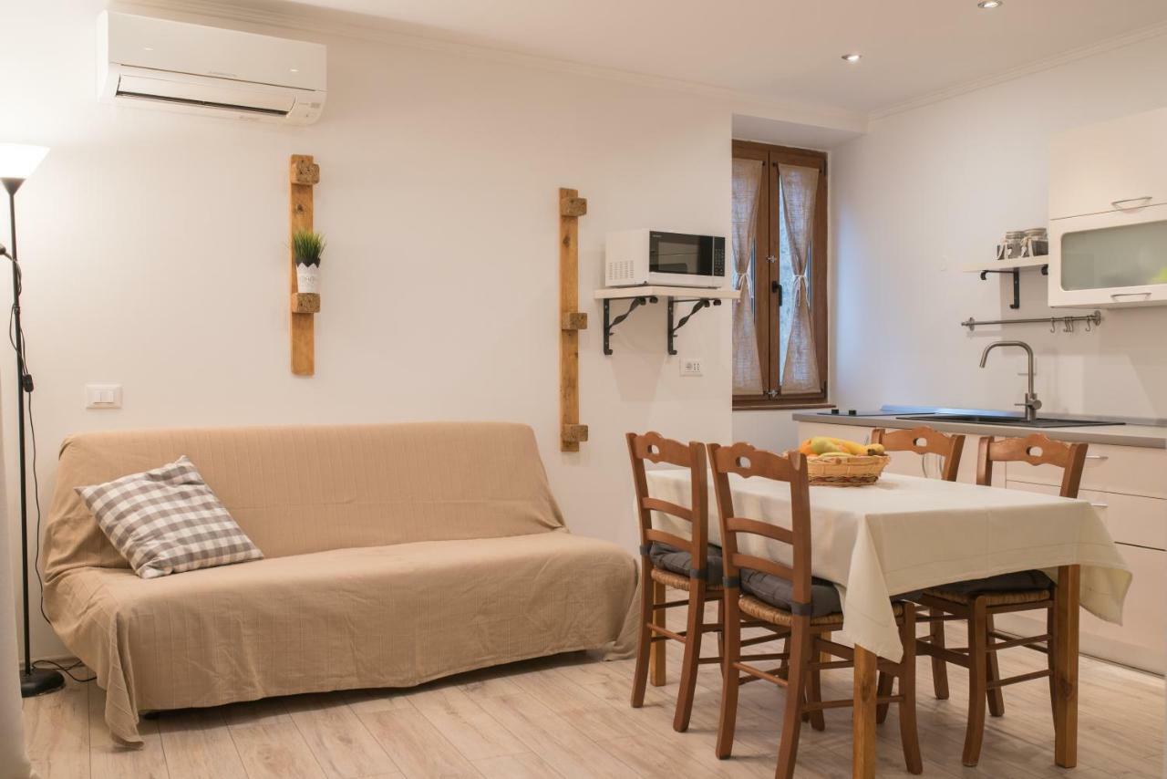 Apartment Vale ロヴィニ エクステリア 写真