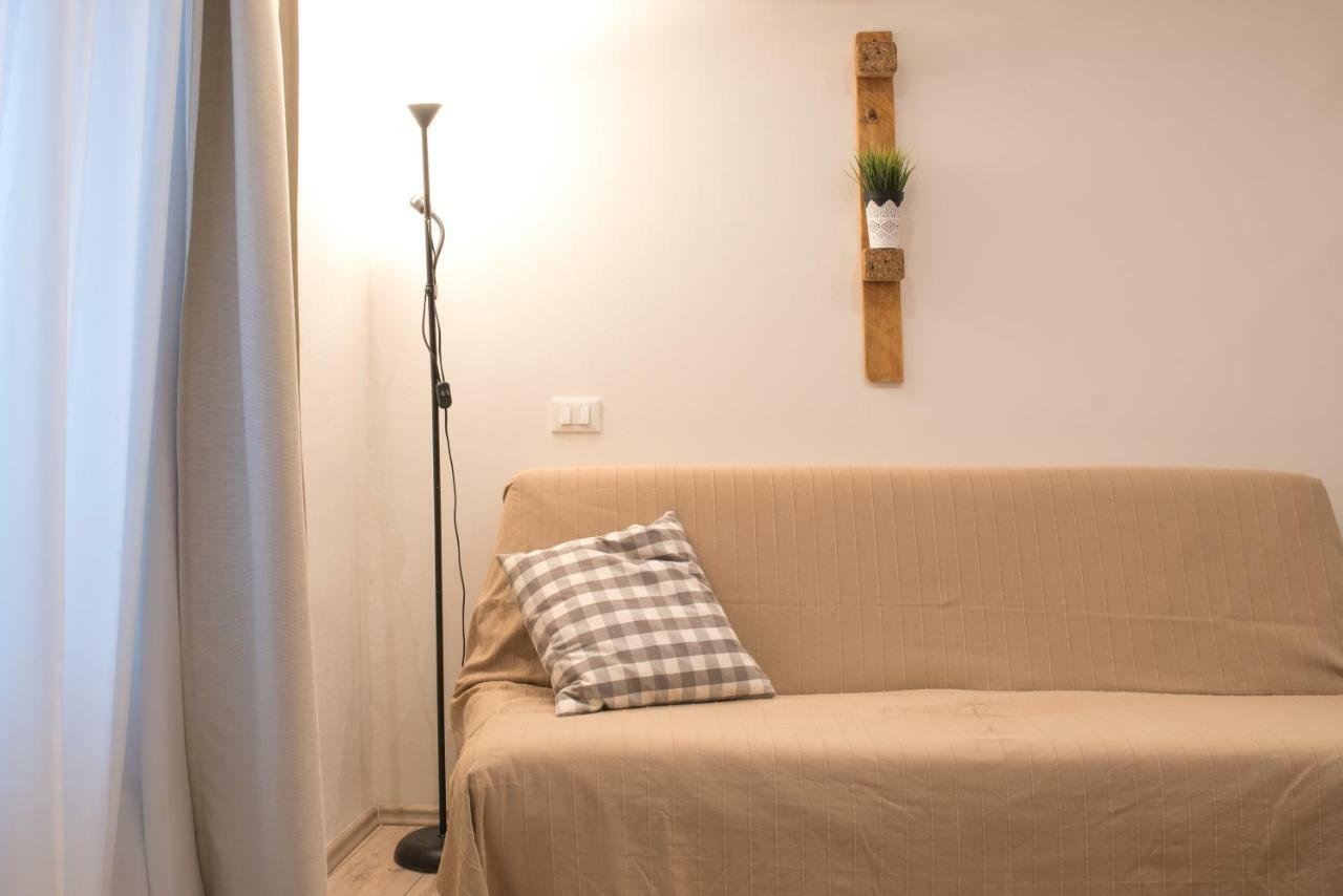 Apartment Vale ロヴィニ エクステリア 写真